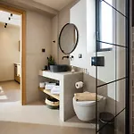 Pnoes Luxury 4*