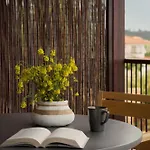 Pnoes Luxury Hotel de apartamente