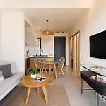 Pnoes Luxury Hotel de apartamente Paliouri