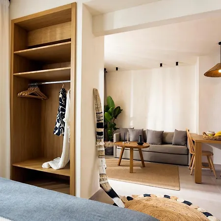 Pnoes Luxury Hotel de apartamente 4*