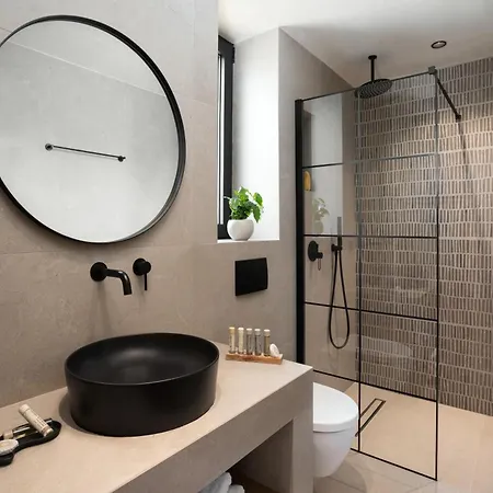 Pnoes Luxury Aparthotel 4*