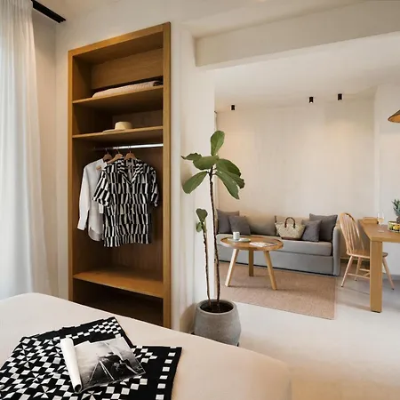 Pnoes Luxury Aparthotel 4*