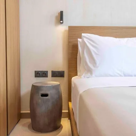 Pnoes Luxury Aparthotel *