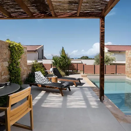 Aparthotel Pnoes Luxury Paliouri