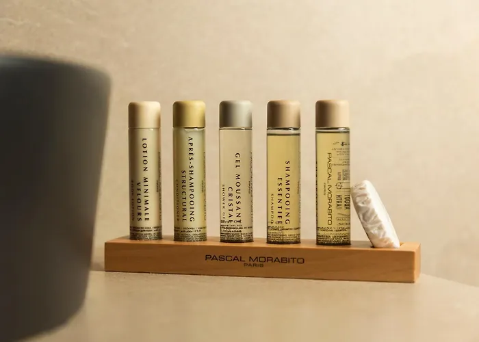 Pnoes Luxury Aparthotel