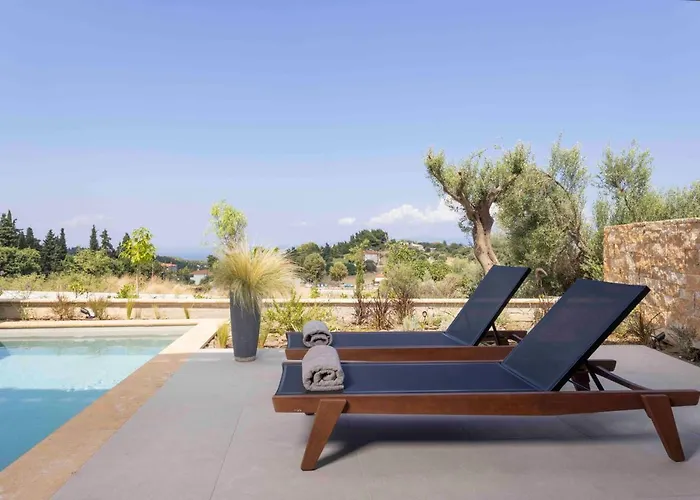 Hotel de apartamente Pnoes Luxury 4*