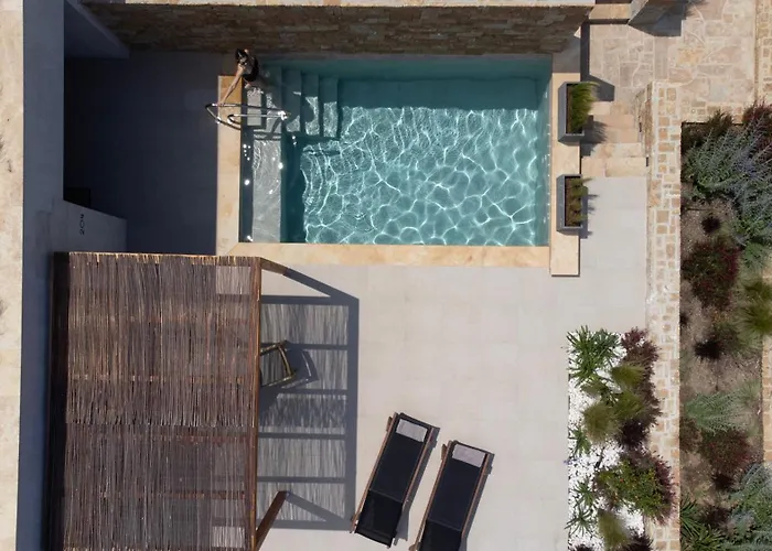 Pnoes Luxury Hotel de apartamente 4*