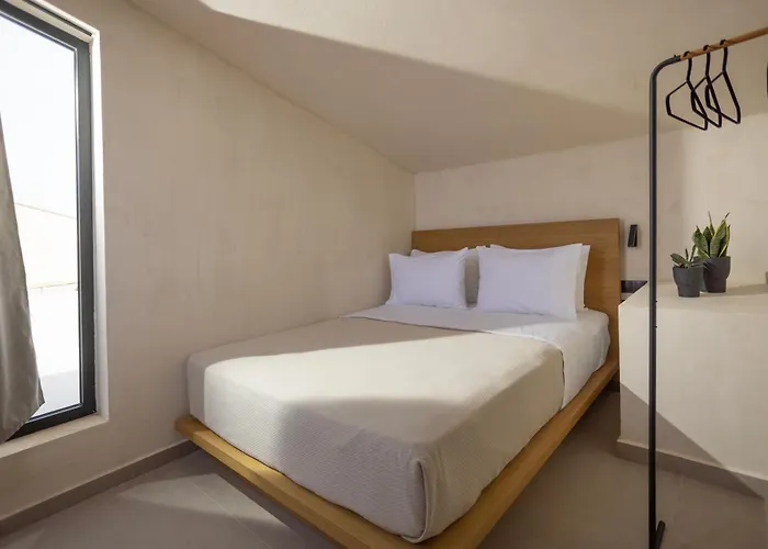 Pnoes Luxury Paliouri