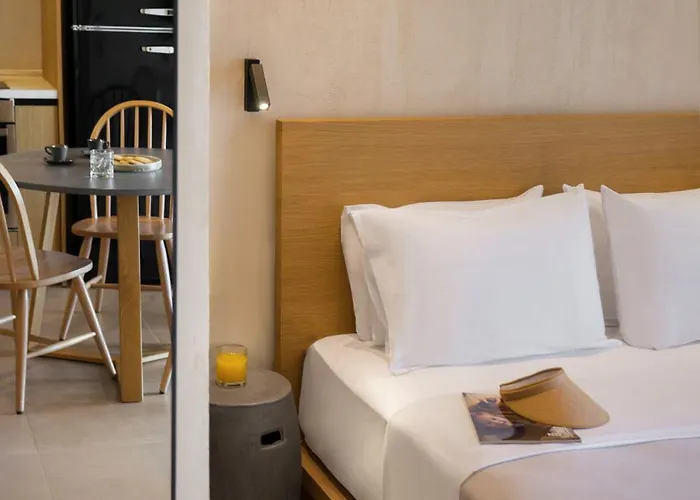 Pnoes Luxury Hotel de apartamente 4*