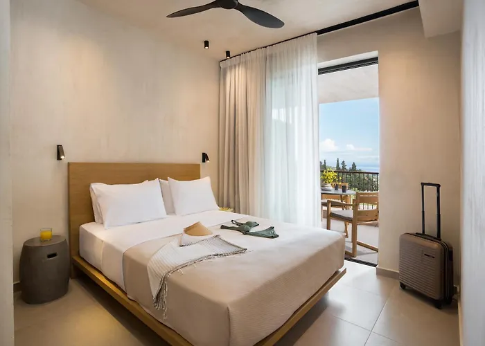 Pnoes Luxury Hotel de apartamente